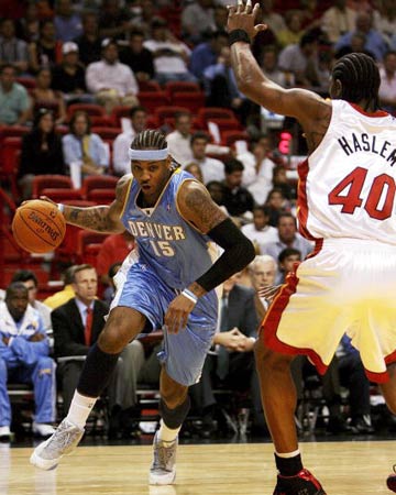 频频出现配 频频出现配