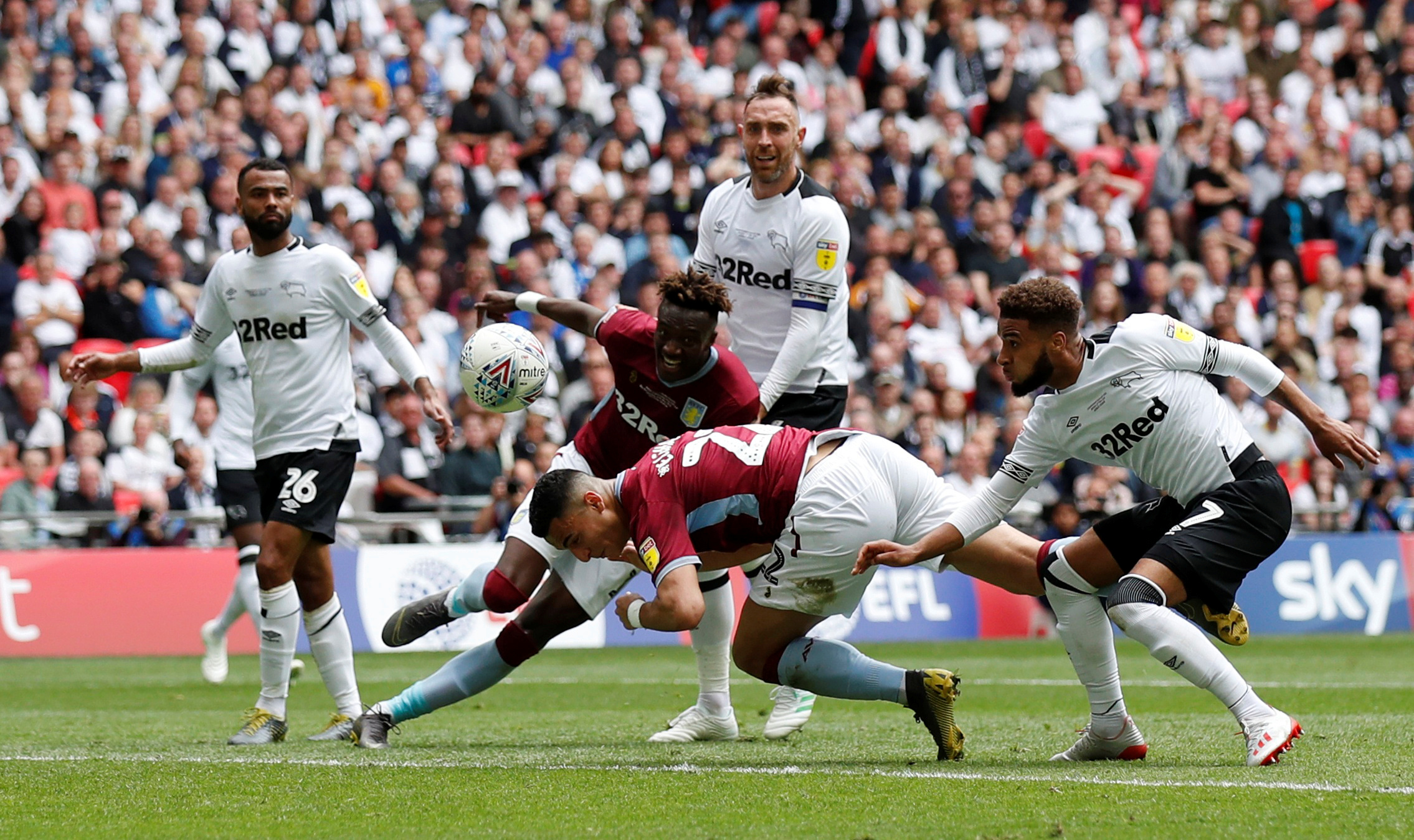 争叙事里 争叙事里